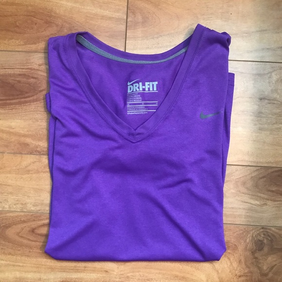 NIKE dri-fit t-shirt - Picture 2 of 4